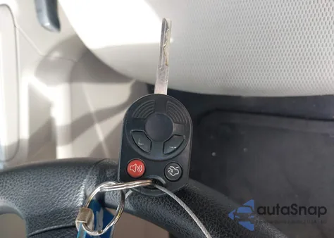 2013 Ford Focus Se z USA, uszkodzony, nr VIN 1FADP3K29DL204383